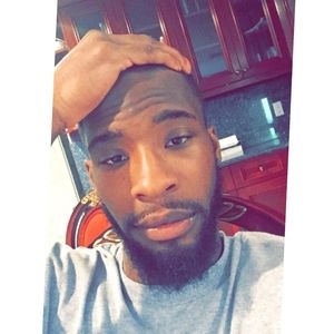 Meet your Posher, Devante